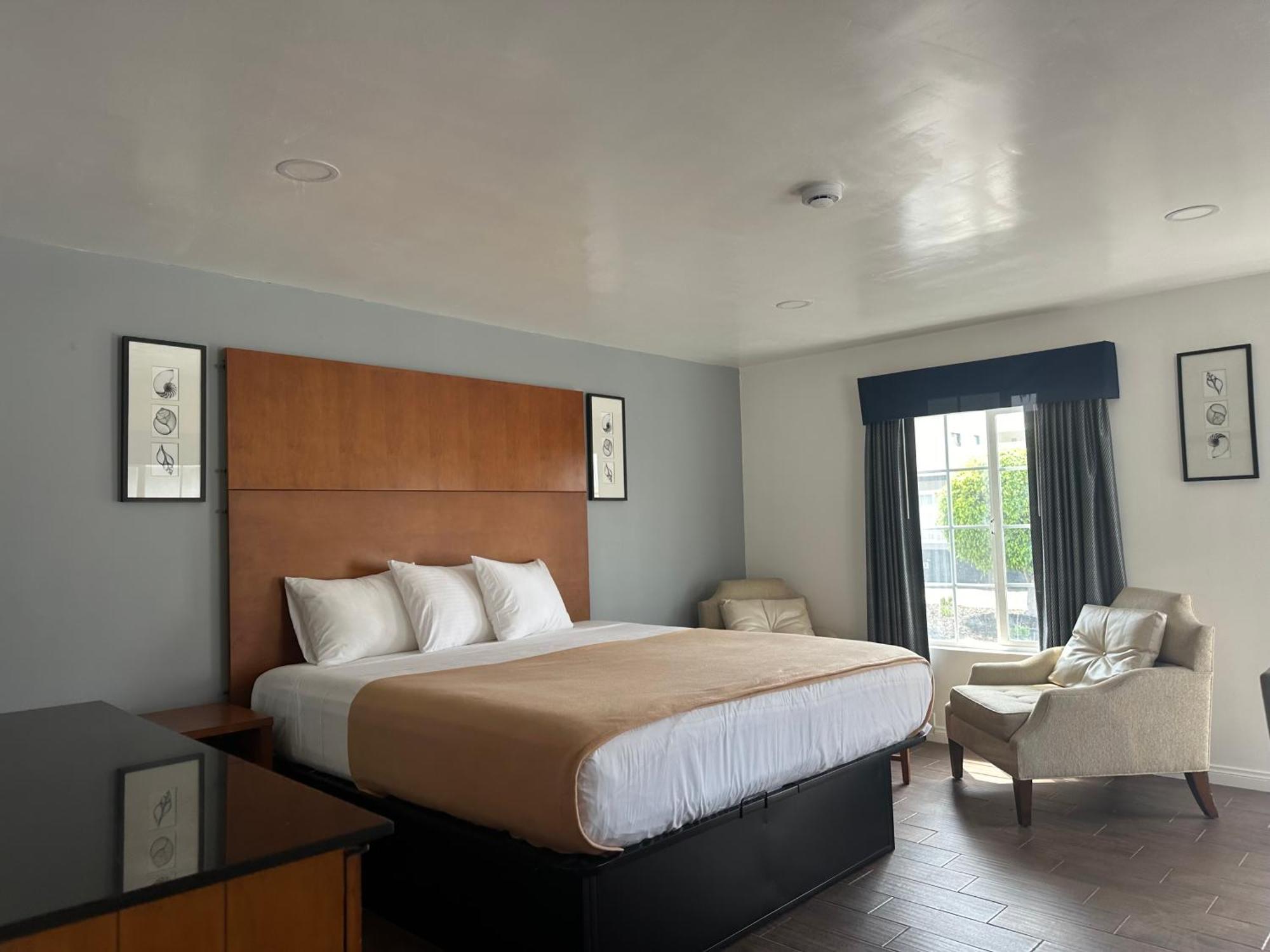 Oceanside Inn & Suites Zewnętrze zdjęcie